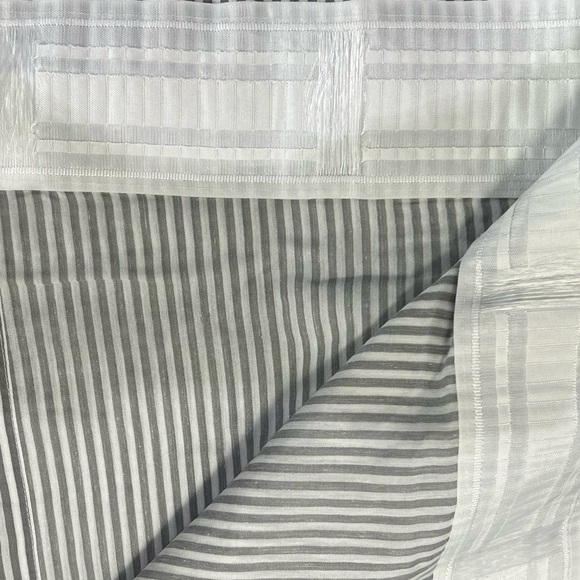 Pair of Handmade gray & white Lined Curtains - Picture 5 of 7